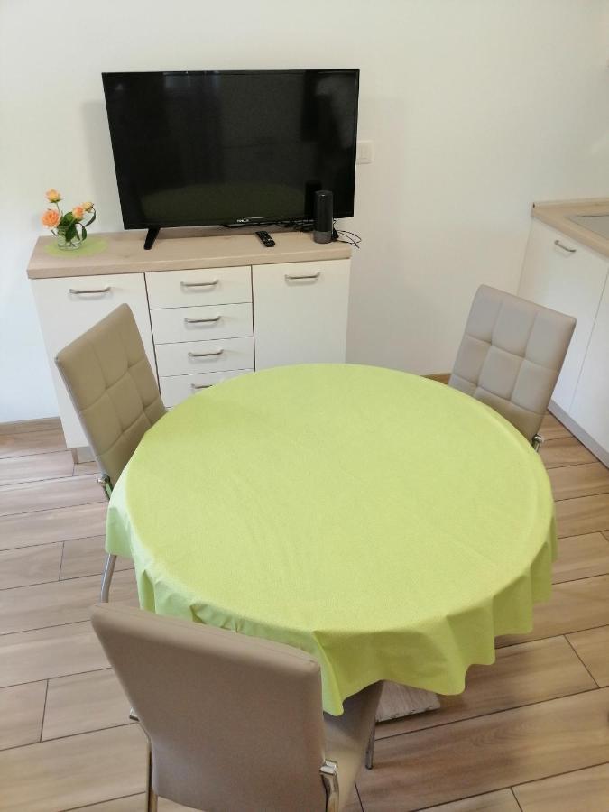 Deno Daire Podgrad  Dış mekan fotoğraf